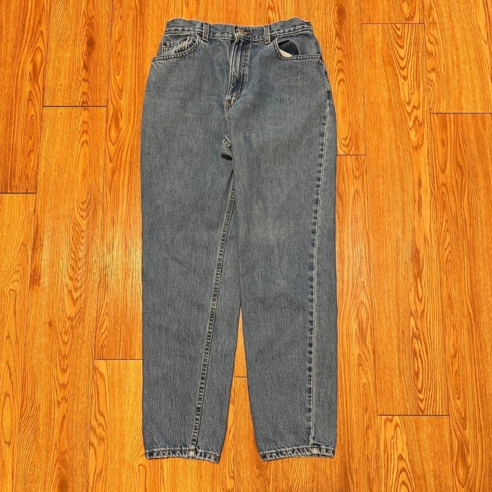 Levi's Women's Jeans 550 Relaxed Tapered Fit Medium Wash Vintage Size 10